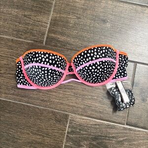 Victoria's Secret / NWT Flirt Bandeau Bikini Swim Top